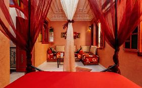 Riad For S